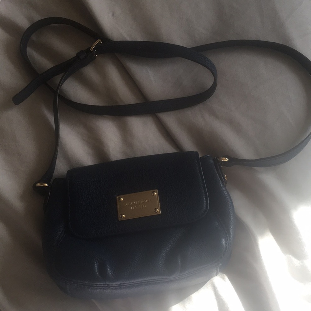 Great condition Michael Kors crossbody bag